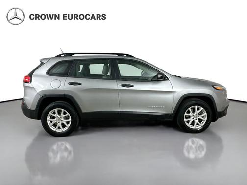 Silver 2015 Jeep Cherokee Sport