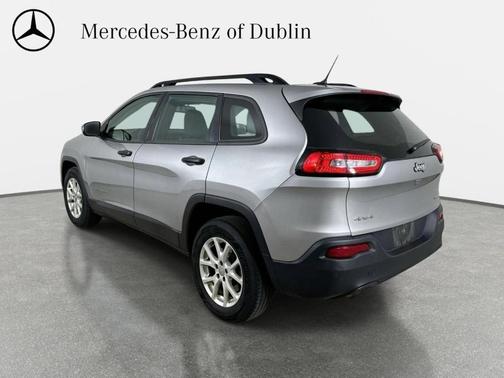 Silver 2015 Jeep Cherokee Sport