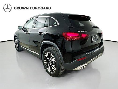 2026 Mercedes-Benz GLA 250 Base 4MATIC