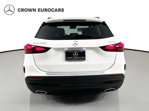 2026 Mercedes-Benz GLA 250 Base 4MATIC