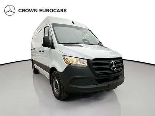 2025 Mercedes-Benz Sprinter 2500 Standard Roof