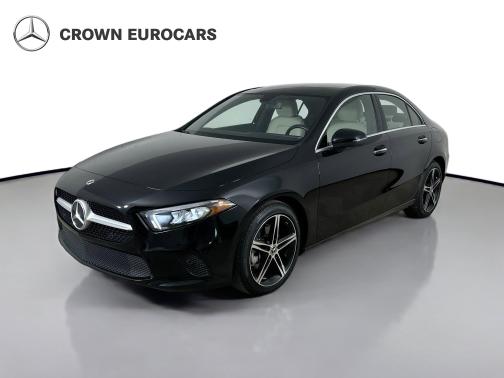 Night Black 2022 Mercedes-Benz A-Class