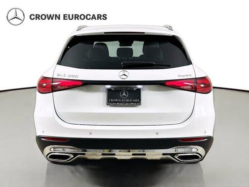 Moonlight White 2026 Mercedes-Benz GLC 300 Base 4MATIC
