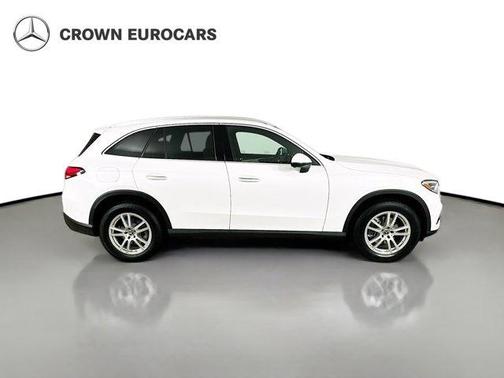 Moonlight White 2026 Mercedes-Benz GLC 300 Base 4MATIC
