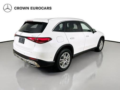 Moonlight White 2026 Mercedes-Benz GLC 300 Base 4MATIC