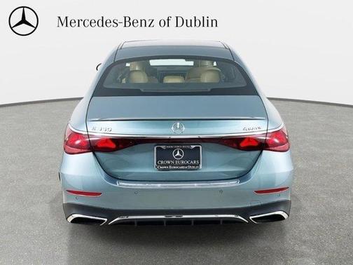 Verde 2026 Mercedes-Benz E-Class E 350 4MATIC