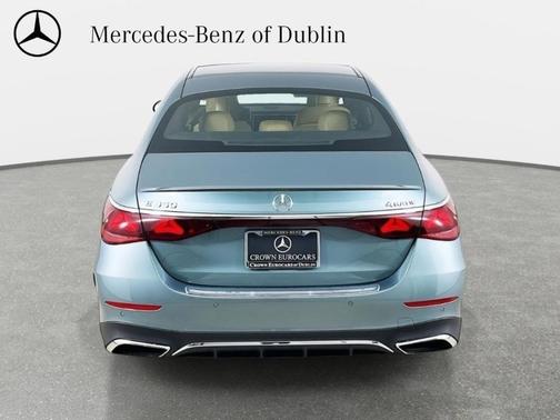 Verde 2026 Mercedes-Benz E-Class E 350 4MATIC