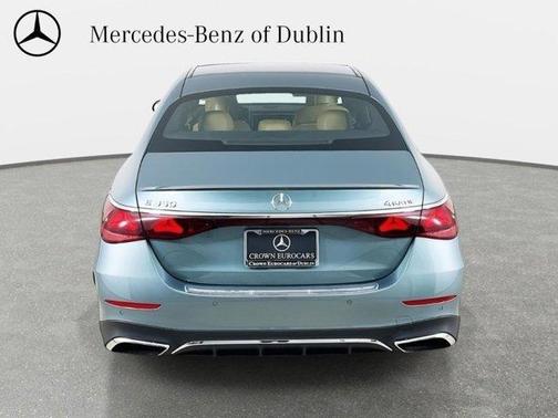 Verde 2026 Mercedes-Benz E-Class E 350 4MATIC