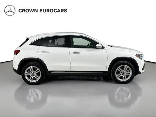 Polar White 2021 Mercedes-Benz GLA 250 Base 4MATIC