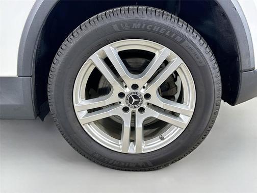 Polar White 2021 Mercedes-Benz GLA 250 Base 4MATIC