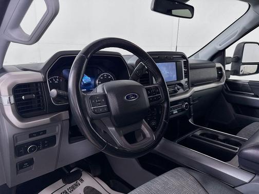 Oxford White 2022 Ford F-150 XLT