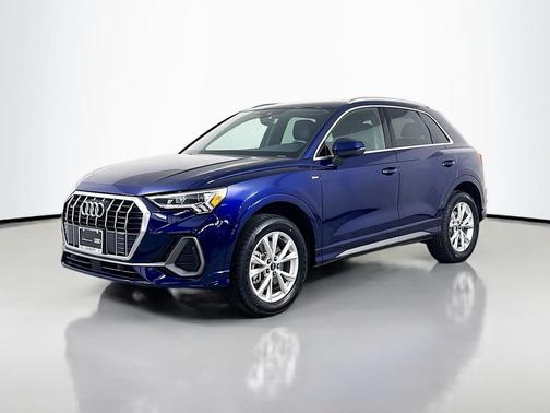 2023 Audi Q3 45 S line Premium Plus