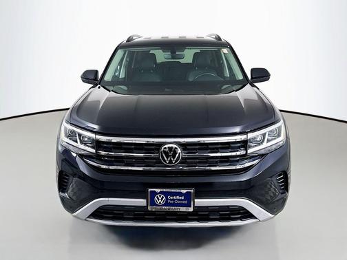 Deep Black Pearl 2023 Volkswagen Atlas 3.6L SE w/Technology