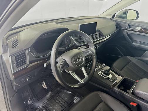 2018 Audi Q5 2.0T Tech Premium