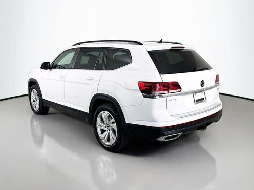 2023 Volkswagen Atlas 3.6L SE w/Technology