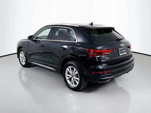 2025 Audi Q3 45 S line Premium Plus