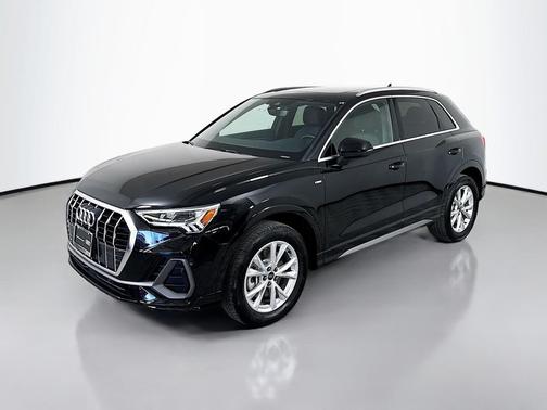 2025 Audi Q3 45 S line Premium Plus