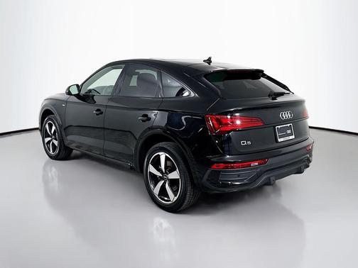 2023 Audi Q5 45 S line Prestige