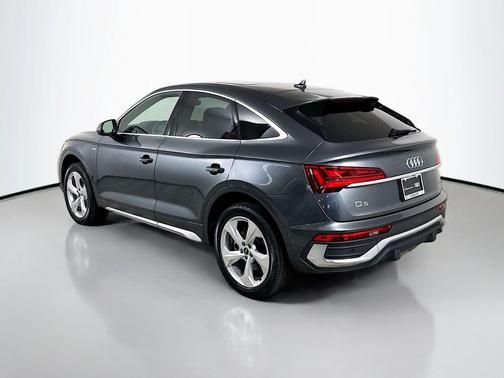 2023 Audi Q5 45 S line Premium