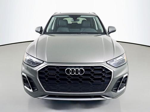 2023 Audi Q5 45 S line Premium