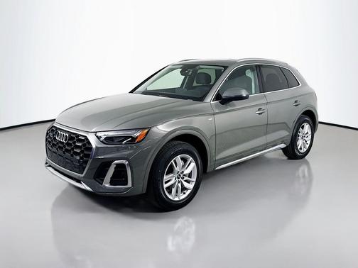 2023 Audi Q5 45 S line Premium