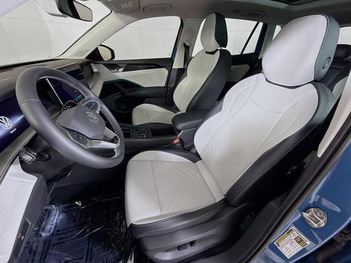 2025 Volkswagen Tiguan 2.0T SE 4MOTION