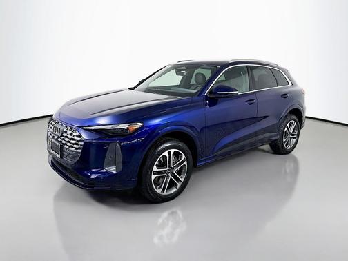 2025 Audi Q5 Premium TFSI quattro S tronic