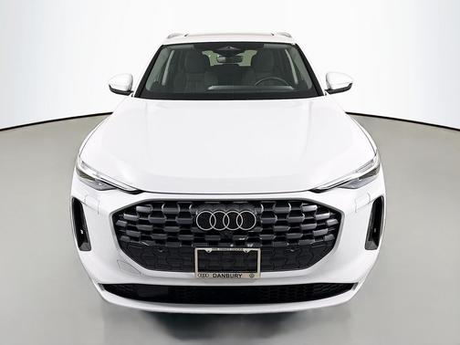 2025 Audi Q5 Prestige TFSI quattro S tronic