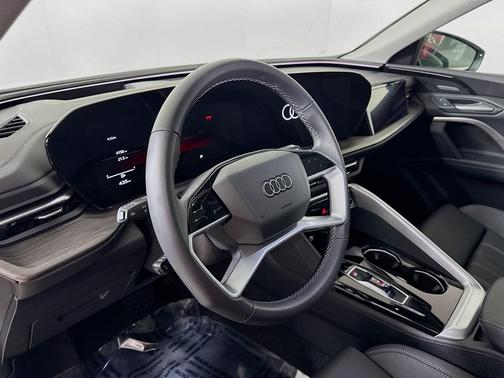 2025 Audi Q5 Prestige TFSI quattro S tronic