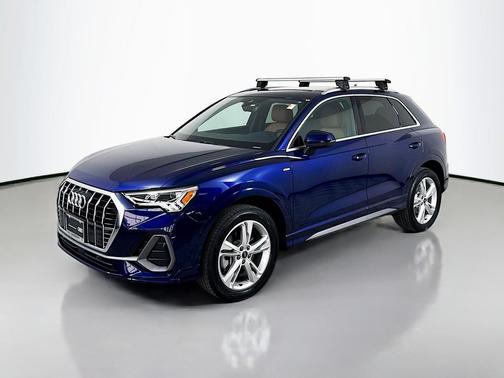 2023 Audi Q3 Premium 45 TFSI S line quattro Tiptronic
