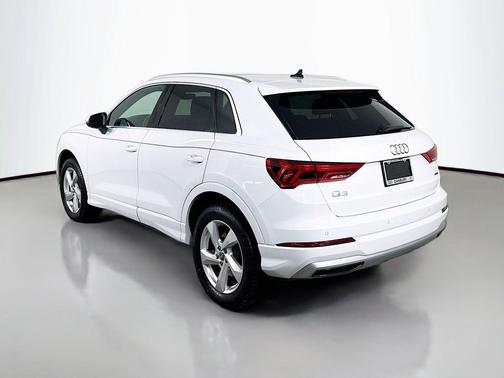 2020 Audi Q3 45 Premium