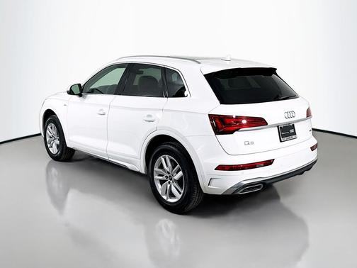 2023 Audi Q5 45 S line Premium