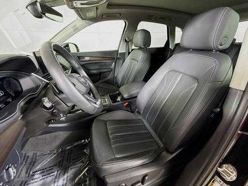 2023 Audi Q5 45 S line Premium Plus