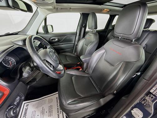 2021 Jeep Renegade Trailhawk