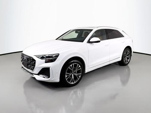 2025 Audi Q8 55 Premium Plus