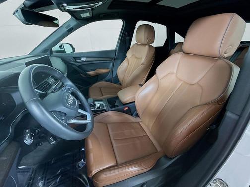2023 Audi Q5 45 S line Premium Plus