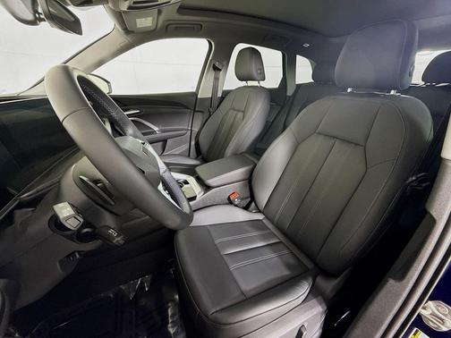 2025 Audi Q5 Premium TFSI quattro S tronic