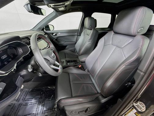 2025 Audi Q3 45 S line Premium Plus