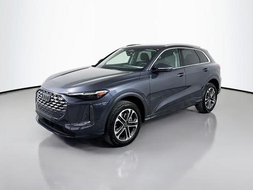 2025 Audi Q5 Premium Plus TFSI quattro S tronic