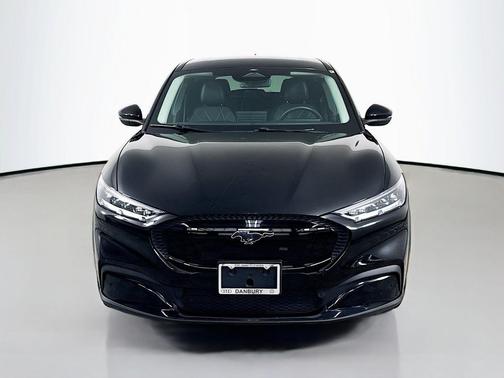Shadow Black 2021 Ford Mustang Mach-E Select