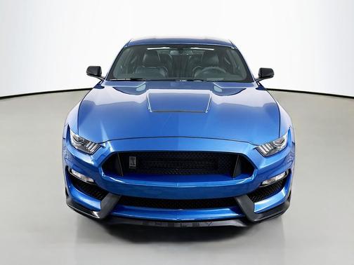 2019 Ford Shelby GT350 Base