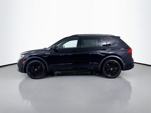 2022 Volkswagen Tiguan 2.0T SE R-Line Black 4MOTION