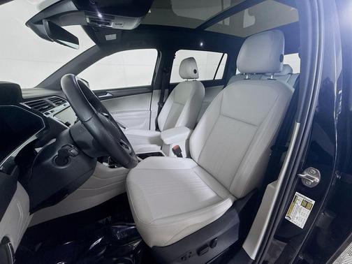 2022 Volkswagen Tiguan 2.0T SE R-Line Black 4MOTION