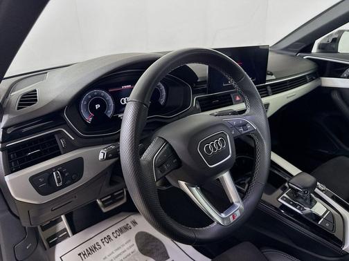 2023 Audi A4 45 S line Premium Plus