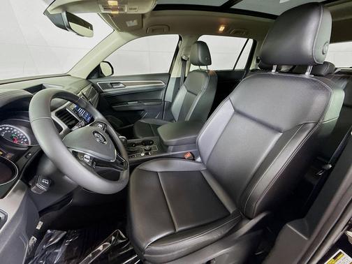 2020 Volkswagen Atlas 3.6L SE w/Technology