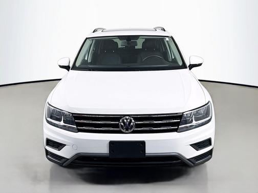 Pure White 2021 Volkswagen Tiguan 2.0T SE 4MOTION