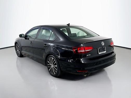 Black Uni 2016 Volkswagen Jetta 1.8T Sport