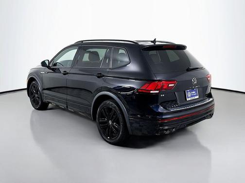 2022 Volkswagen Tiguan 2.0T SE R-Line Black 4MOTION