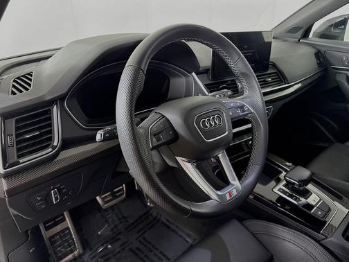 2023 Audi SQ5 3.0T Premium Plus