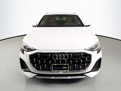 2025 Audi Q8 55 Premium Plus